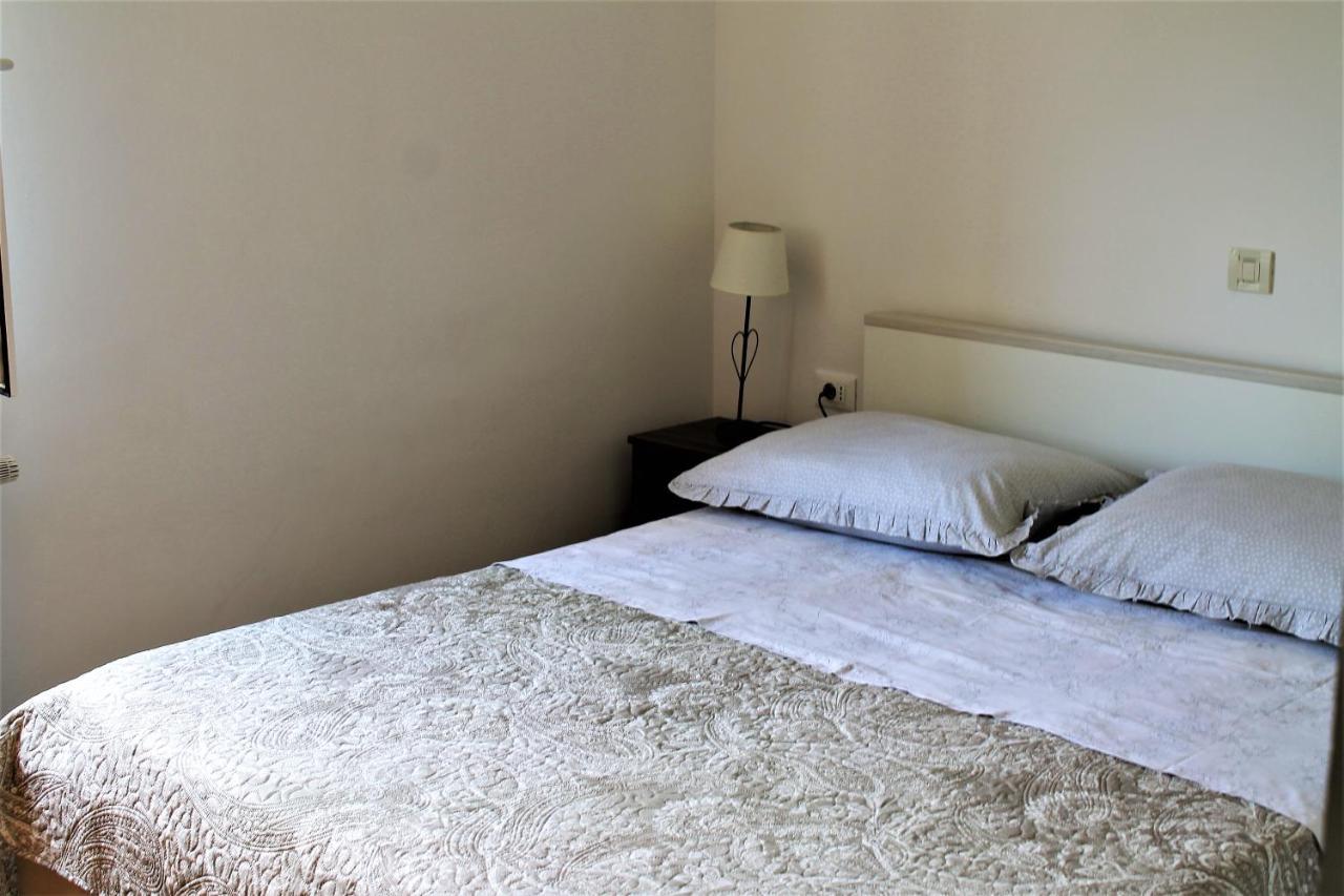 Apartmani Klaudija Valun Eksteriør billede