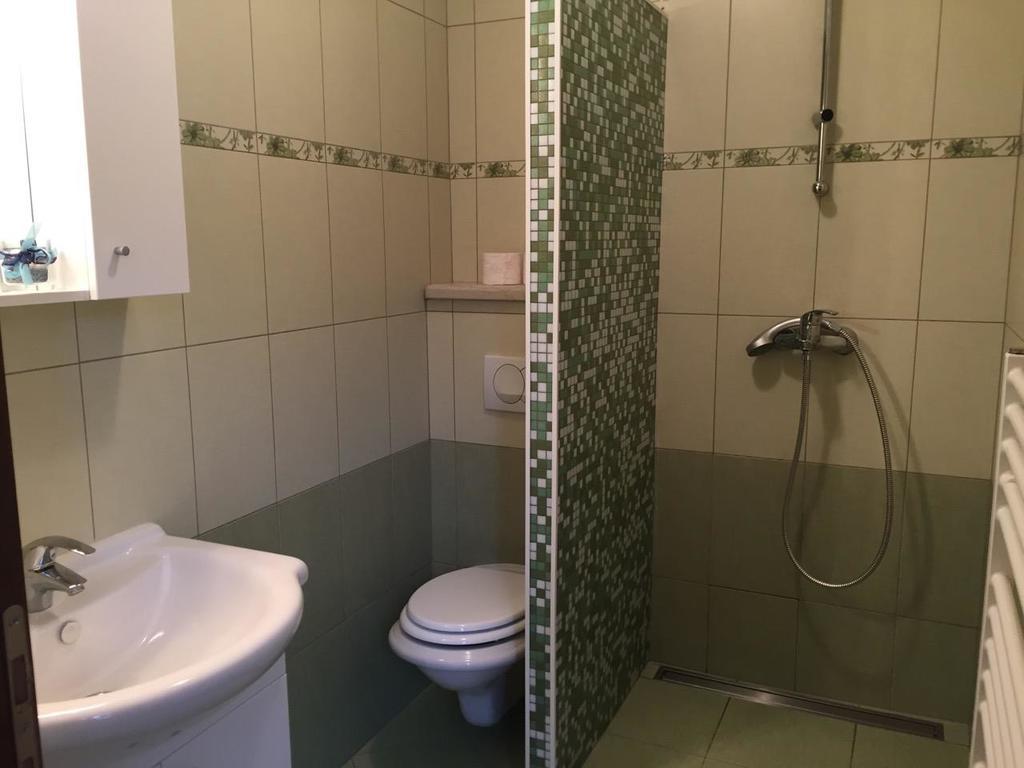 Apartmani Klaudija Valun Eksteriør billede